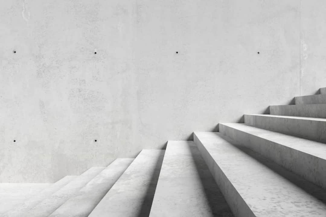 Jak wykończyć schody drewniane, aby były trwałe i bezpieczne