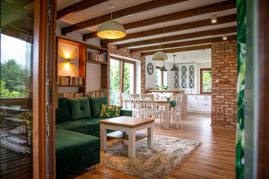 Ile cegieł na m2 elewacji? Oblicz dokładnie, by uniknąć kosztów